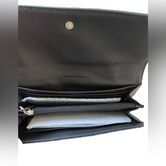 New! Michael Kors Fulton Continental Clutch Black Wallet - Picture 5 of 5